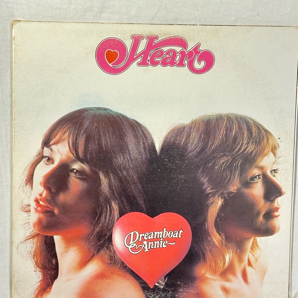 Vintage 70’s Rock Vinyl LP HEART Dreamboat Annie Mushroom Records MCMLXXVI